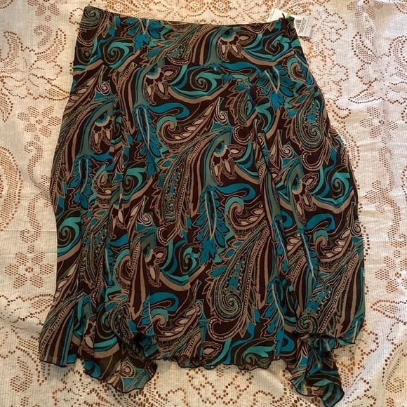 Bandolino Dresses & Skirts - NWT Bandolino Skirt Paisley Hi Low Hem Blue Tan Brown Lined 14